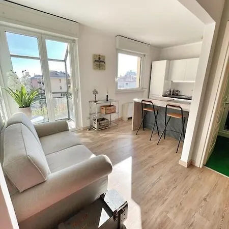 Apartment L'appartamentino Serra